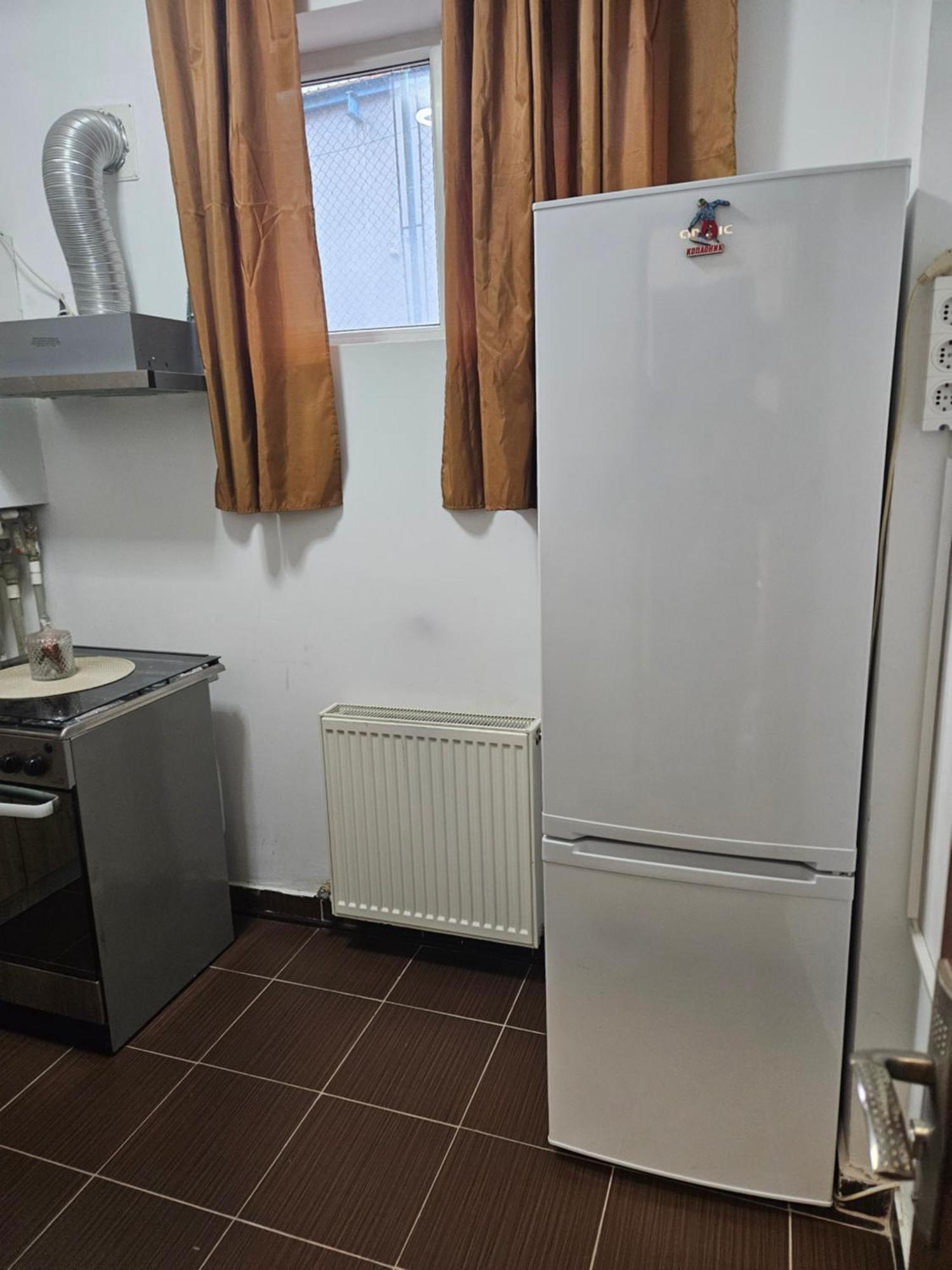 Garsoniera - 1 Minut De Metrou Dimitrie Leonida Apartment Popesti-Leordeni Екстериор снимка