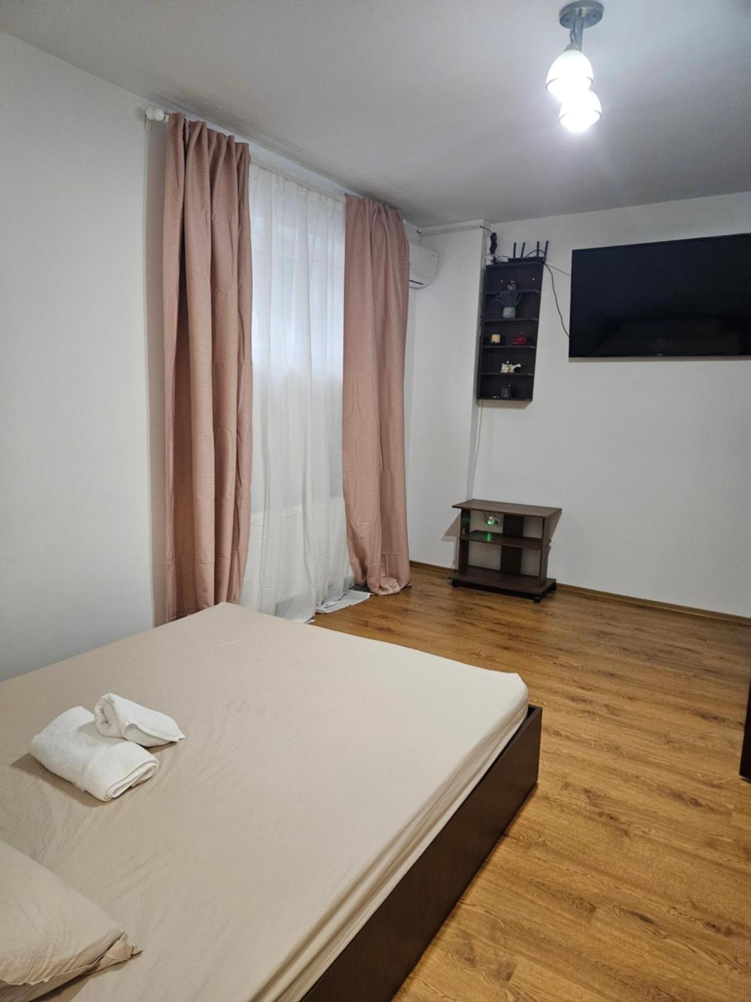 Garsoniera - 1 Minut De Metrou Dimitrie Leonida Apartment Popesti-Leordeni Екстериор снимка