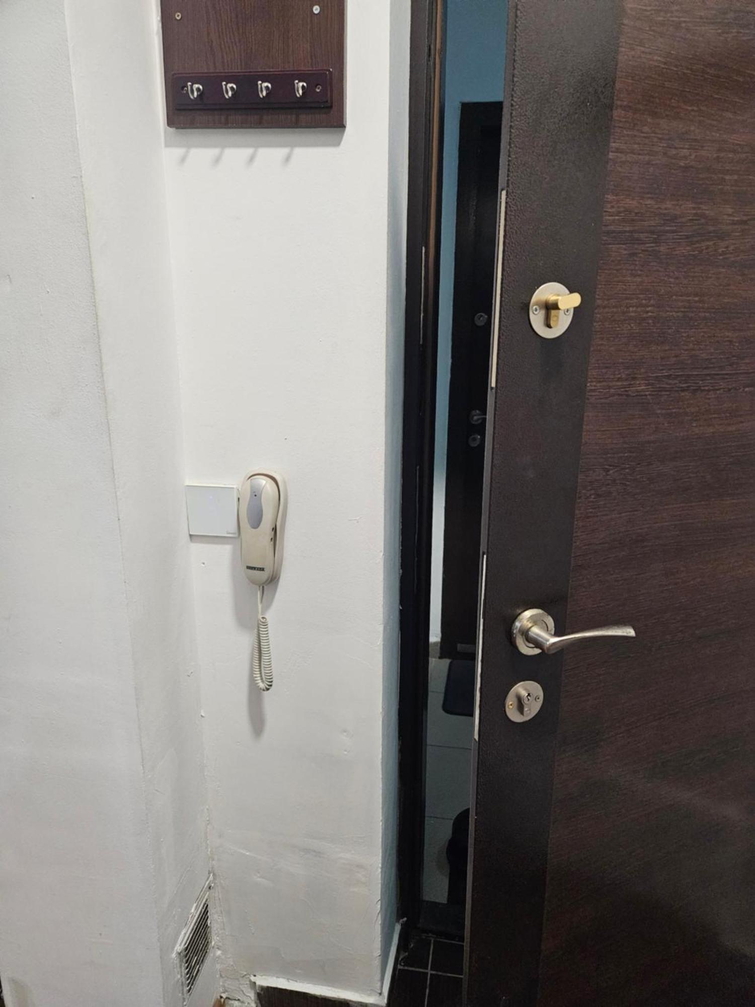 Garsoniera - 1 Minut De Metrou Dimitrie Leonida Apartment Popesti-Leordeni Екстериор снимка